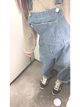 「rivet & surge（リベットアンドサージ）のアイテム（オールインワン・サロペット）」を使った、ぴよさん（レディース・155cm）の秋コーディネート