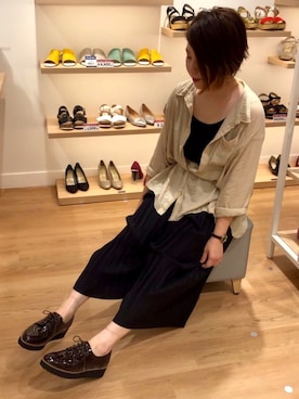 「アイテム（ドレスシューズ、ブラウン系）」を使った、sakaeさん（レディース・163cm）の夏コーディネート