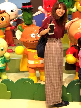 「earth music&ecology（アースミュージックアンドエコロジー）のアイテム（トップス、レッド系）」を使った、やあさん（レディース）の夏コーディネート