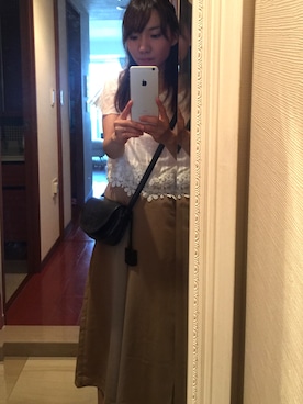 「GU（ジーユー）のアイテム（パンツ、ベージュ系）」を使った、やあさん（レディース）の夏コーディネート