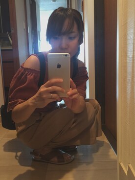 「GU（ジーユー）のアイテム（パンツ、ベージュ系）」を使った、やあさん（レディース）の夏コーディネート