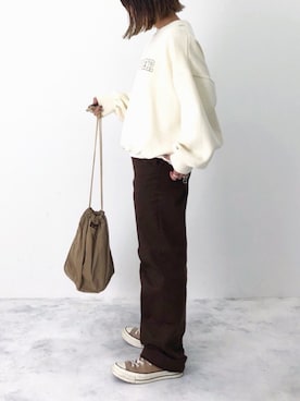 「Sheson（シーズン）のアイテム（スウェット）」を使った、RICOさん（レディース・155cm）の秋コーディネート