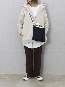 「CLANE（クラネ）のアイテム（パーカー）」を使った、RICOさん（レディース・155cm）の冬コーディネート
