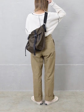 「ワッフル」｜「アイテム（チノパンツ）」を使った、RICOさん（レディース・155cm）の秋コーディネート