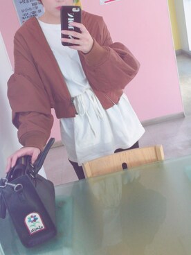 「SLY（スライ）のアイテム（MA-1）」を使った、あおやまさんさん（レディース・156cm）の冬コーディネート