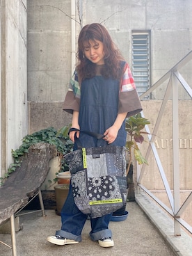 「CUBE SUGAR（キューブシュガー）のアイテム（サロペット/オーバーオール）」を使った、ioriさん（レディース・146cm）の春コーディネート