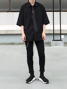 「BALENCIAGA」｜「アイテム（フォーマルスーツ/小物）」を使った、asさん（メンズ・170cm）の秋コーディネート