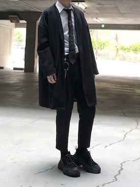 「BALENCIAGA」｜「アイテム（フォーマルスーツ/小物）」を使った、asさん（メンズ・170cm）の冬コーディネート