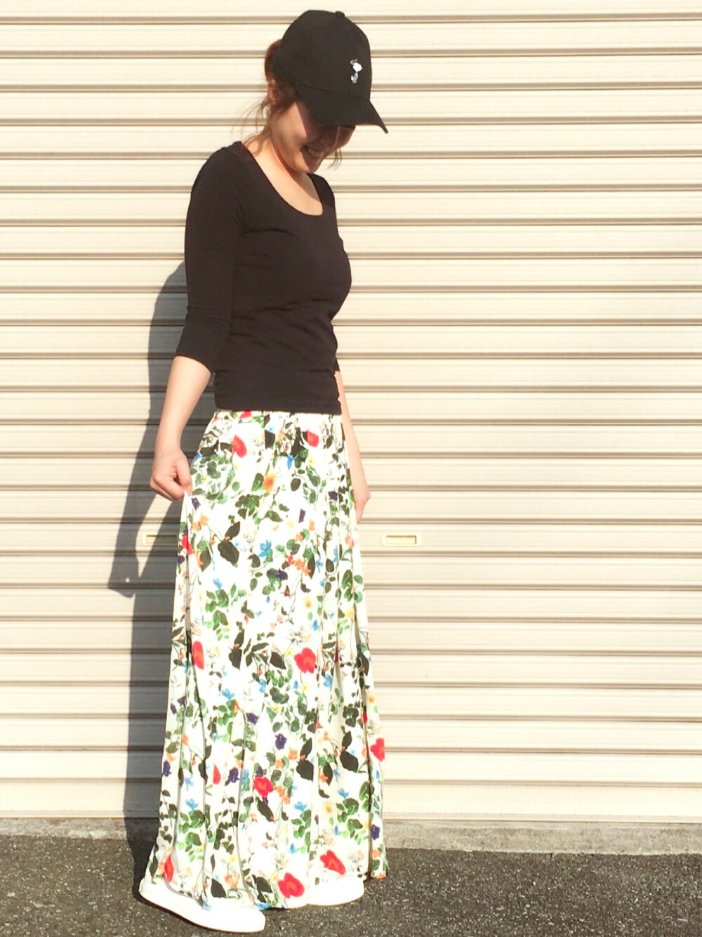 EMIOHIさんの「【再入荷】ボタニカル花柄スカート（TRUNO by NOISE MAKER）」を使ったコーディネート