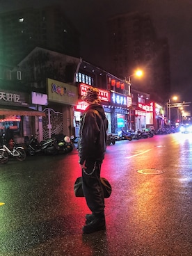 「VINTAGE（ヴィンテージ）のアイテム（マウンテンパーカー）」を使った、Bigee.彭大餅さん（メンズ・175cm）の冬コーディネート