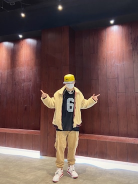 「PALACE（パレス）のアイテム（ジャケット/アウター）」を使った、Bigee.彭大餅さん（メンズ・175cm）の春コーディネート