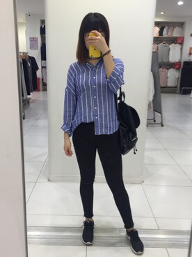 「ZARA（ザラ）のアイテム（シャツ/ブラウス、ブルー系）」を使った、张小红xyzさん（レディース・168cm）の春コーディネート