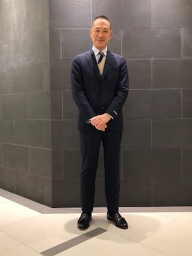 「ビジネス」｜「アイテム（スーツセット）」を使った、田邉 卓郎さん（メンズ・177cm）の春コーディネート