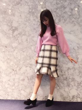 「MERCURYDUO（マーキュリーデュオ）のアイテム（スカート）」を使った、村瀬紗英さん（レディース・159cm）の冬コーディネート