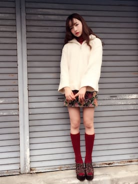 「REDYAZEL（レディアゼル）のアイテム（サンダル）」を使った、村瀬紗英さん（レディース・159cm）の冬コーディネート