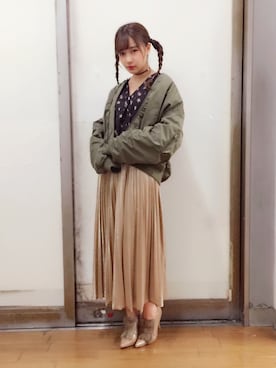 「SHEL’TTER（シェルター）のアイテム」を使った、村瀬紗英さん（レディース・159cm）の冬コーディネート