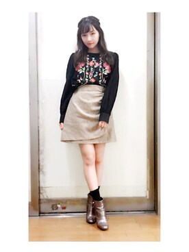 「刺繍」｜「アイテム（ブーティ）」を使った、村瀬紗英さん（レディース・159cm）の秋コーディネート
