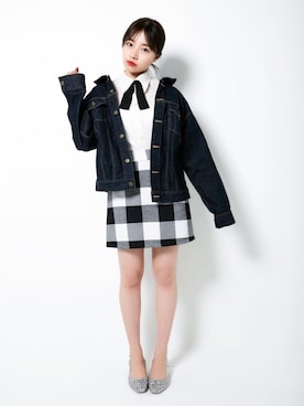 「Lily Brown」｜「アイテム（デニムジャケット）」を使った、村瀬紗英さん（レディース・159cm）の春コーディネート