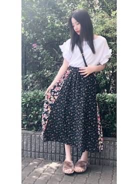 「REDYAZEL（レディアゼル）のアイテム（サンダル）」を使った、村瀬紗英さん（レディース・159cm）の秋コーディネート