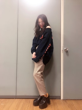 「ANDGEEBEE（アンジービー）のアイテム（スウェット）」を使った、村瀬紗英さん（レディース・159cm）の冬コーディネート