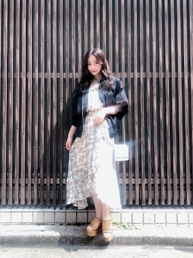 「MARC JACOBS（マークジェイコブス）のアイテム（ショルダーバッグ）」を使った、村瀬紗英さん（レディース・159cm）の夏コーディネート