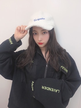 「ANDGEEBEE（アンジービー）のアイテム（キャップ）」を使った、村瀬紗英さん（レディース・159cm）の秋コーディネート