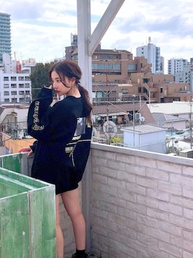 「ANDGEEBEE（アンジービー）のアイテム（スウェット）」を使った、村瀬紗英さん（レディース・159cm）の秋コーディネート
