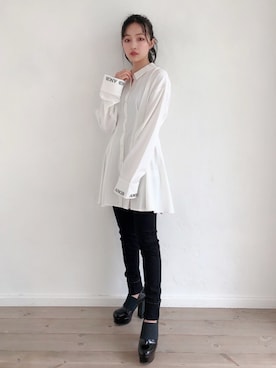 「ANDGEEBEE（アンジービー）のアイテム（シャツワンピース）」を使った、村瀬紗英さん（レディース・159cm）の春コーディネート
