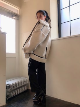 「ANDGEEBEE（アンジービー）のアイテム（その他アウター）」を使った、村瀬紗英さん（レディース・159cm）の秋コーディネート