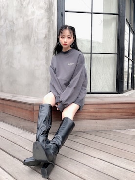 「ANDGEEBEE（アンジービー）のアイテム（スウェット）」を使った、村瀬紗英さん（レディース・159cm）の冬コーディネート