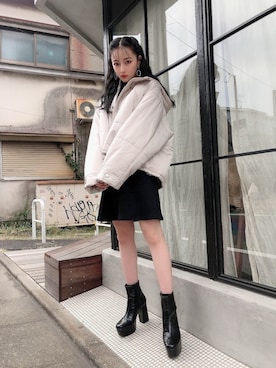 「ANDGEEBEE（アンジービー）のアイテム（その他アウター）」を使った、村瀬紗英さん（レディース・159cm）の冬コーディネート