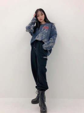 「ANDGEEBEE（アンジービー）のアイテム（スウェット）」を使った、村瀬紗英さん（レディース・159cm）の冬コーディネート