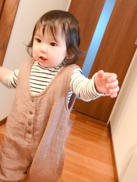 「おんなのこコーデ」｜「アイテム（オールインワン・サロペット）」を使った、𝚁𝙴𝙾. 𝙷𝙰𝙾. さん（キッズ・70cm）の冬コーディネート