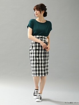 「Honeys（ハニーズ）のトレンチ風タイトスカート（スカート）」を使った、ハニーズさん（レディース・168cm）の夏コーディネート
