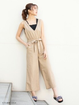 「アイテム（つなぎ/オールインワン、ベージュ系）」を使った、ハニーズさん（レディース・169cm）の夏コーディネート