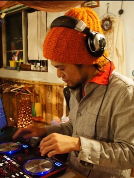 「CHAHAT（チャハット）のアイテム（帽子）」を使った、꧁東根市(未)公認市長候補꧂さん（メンズ・164cm）の秋コーディネート