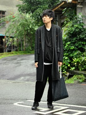 「シンプルおしゃれが好き」｜「アイテム（チェスターコート）」を使った、ケイリンさん（メンズ・182cm）の冬コーディネート