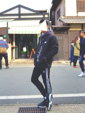「ベロアパーカー」｜デクさん（メンズ・177cm）の秋コーディネート