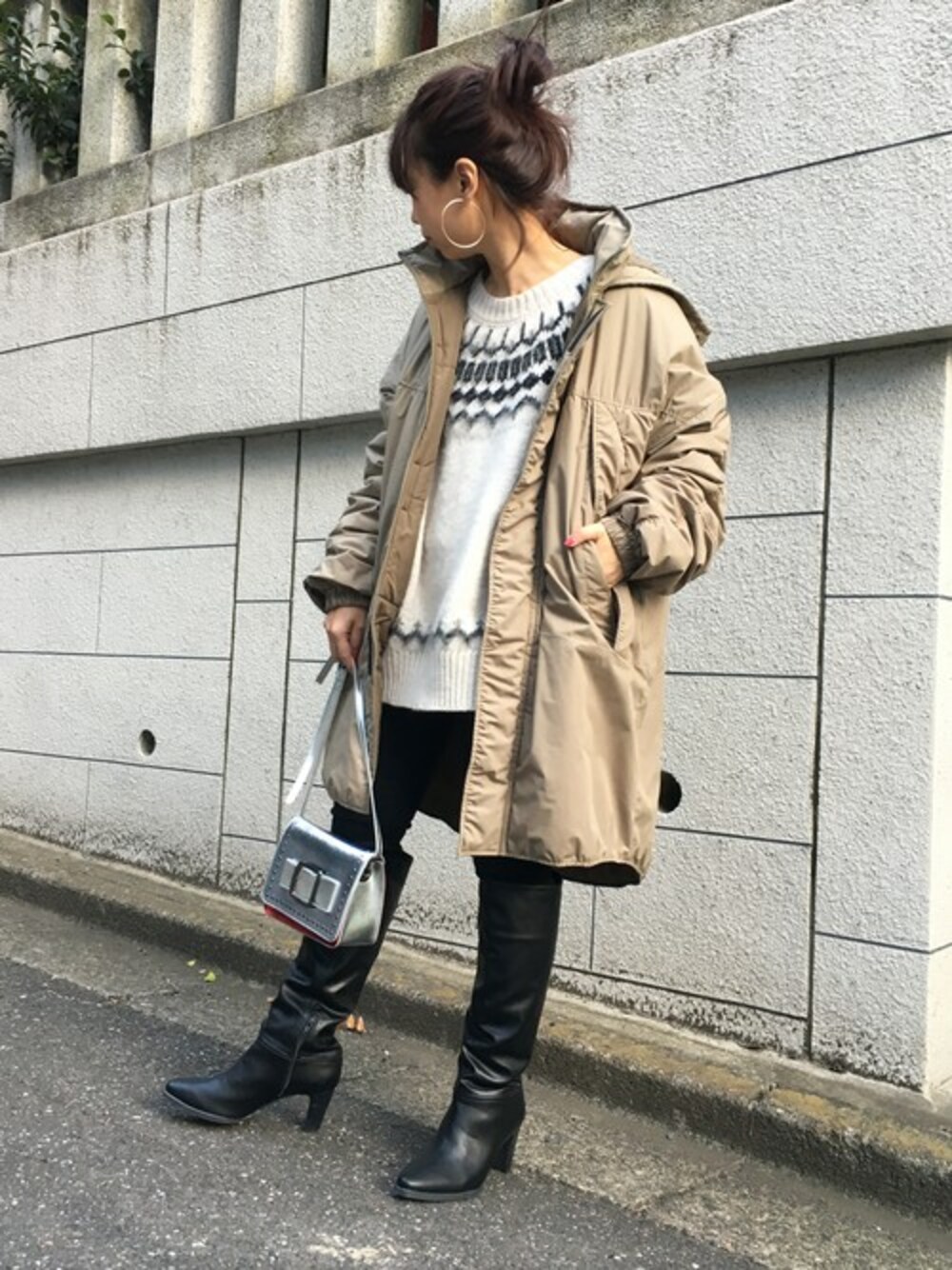 「ニット、ミリタリー、ミリタリーコート、ジーナシス、ロングブーツ、ノルディック柄、きれいめカジュアル、スキニーデニム」｜「JEANASISの3GノルディックプルオーバーLS/777153（ニット/セーター、ホワイト系）」を使った、JEANASIS  STAFFさん（レディース・157cm）の秋コーディネートの1枚目の写真