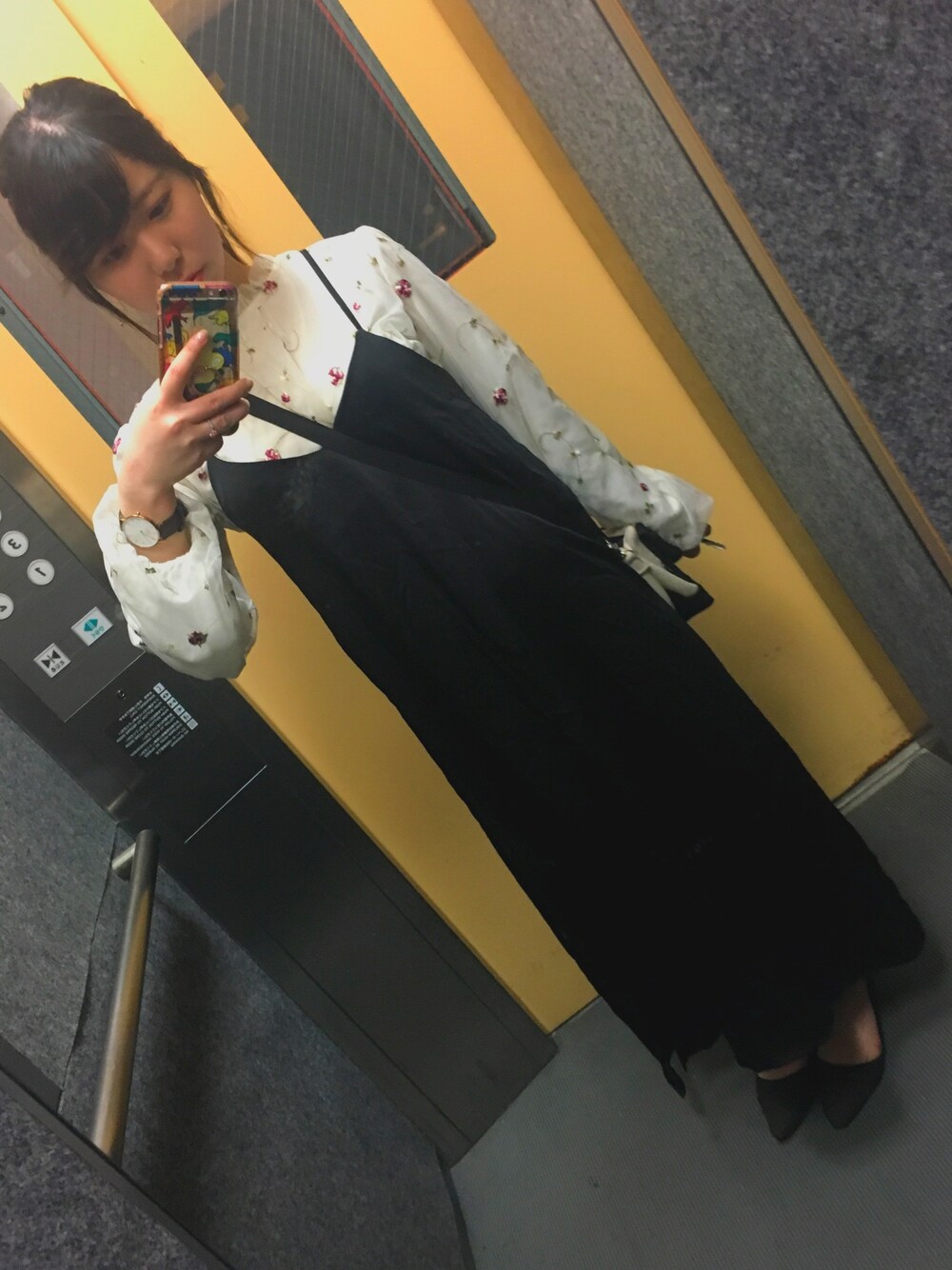 「春コーデ」｜「ems exciteのアイテム（つなぎ/オールインワン、ブラック系）」を使った、いむうさん（レディース・150cm）の春コーディネートの1枚目の写真
