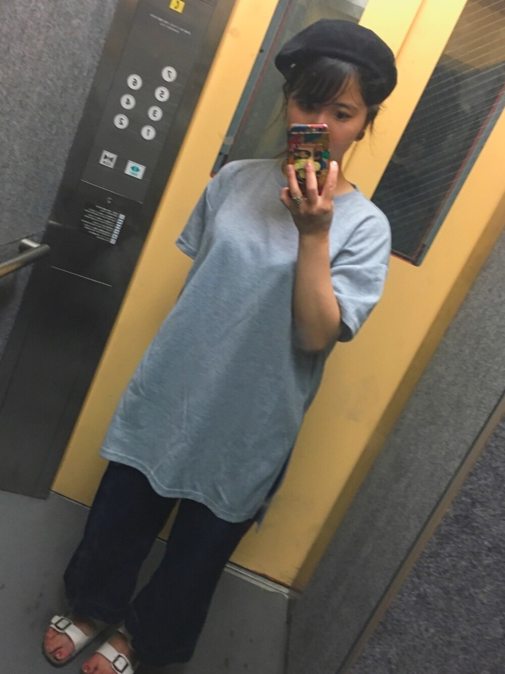 「ロンT、ワイドパンツ、ベレー帽、サーモベレー、プチプラ、GU、エムズエキサイト、エレベーター」｜「ems exciteのアイテム（Tシャツ/カットソー、グレー系）」を使った、いむうさん（レディース・150cm）の夏コーディネートの1枚目の写真