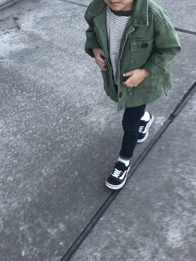 「オールドスクール」｜「アイテム（ミリタリージャケット）」を使った、y___aさん（キッズ・110cm）の春コーディネート