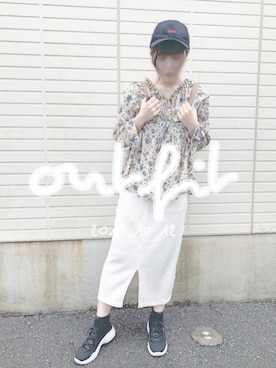 「FOREVER 21（フォーエバー トゥエンティーワン）のアイテム（スニーカー）」を使った、＊み＊フォローと♡くれたら喜びますさん（レディース・166cm）の秋コーディネート