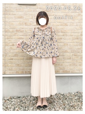 「GRL（グレイル）のプリーツスカート（スカート）」を使った、＊み＊フォローと♡くれたら喜びますさん（レディース・167cm）の春コーディネート