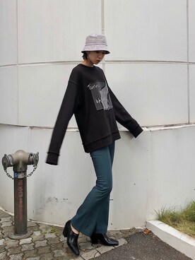 「EMODA」｜「アイテム（スウェット）」を使った、大谷亜宥茄 (EMODA)さん（レディース・172cm）の秋コーディネート