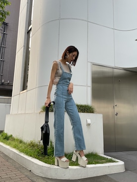 「EMODA（エモダ）のアイテム（サロペット/オーバーオール）」を使った、大谷亜宥茄 (EMODA)さん（レディース・172cm）の春コーディネート