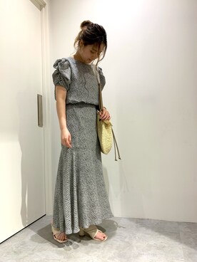 「小花柄ワンピース」｜「アイテム（サンダル）」を使った、hironaさん（レディース・152cm）の春コーディネート