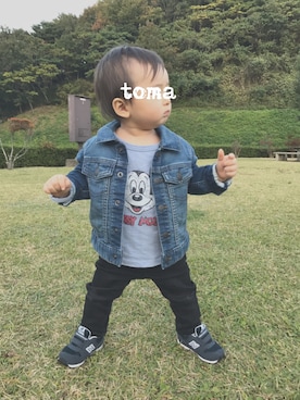「babygap」｜「アイテム（デニムジャケット）」を使った、toma ♥さん（キッズ・80cm）の秋コーディネート