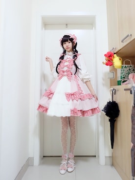 「ANNA SUI（アナスイ）のアイテム」を使った、于花花花花花花花花さん（レディース・172cm）の春コーディネート
