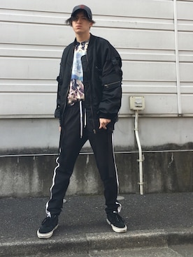 「M.Y.O.B（エム.ワイ.オー.ビー）のアイテム（帽子）」を使った、やんねさん（メンズ・180cm）の冬コーディネート